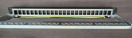 Rack 19 Patch panel KEYSTONE 24 port