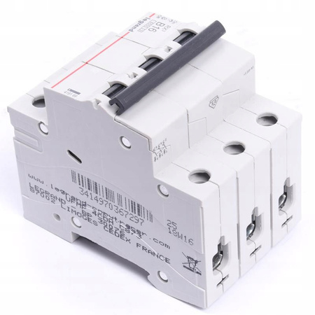 Wyłącznik nadprądowy Legrand 400 V IP20 16 A