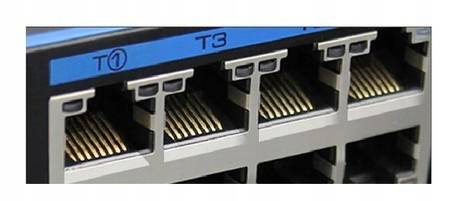 Przemysłowy 4-portowy switch UTEPO UTP7304GE-POE