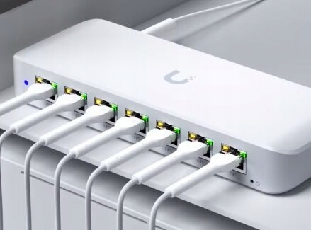 Ubiquiti UniFi Switch Ultra 210W (USW-Ultra-210W) PoE