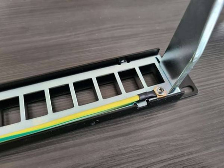 Rack 19 Patch panel KEYSTONE 24 port