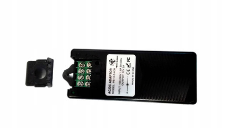 Zasilacz impulsowy wtyczkowy 12V 5A z 4 wyjściami